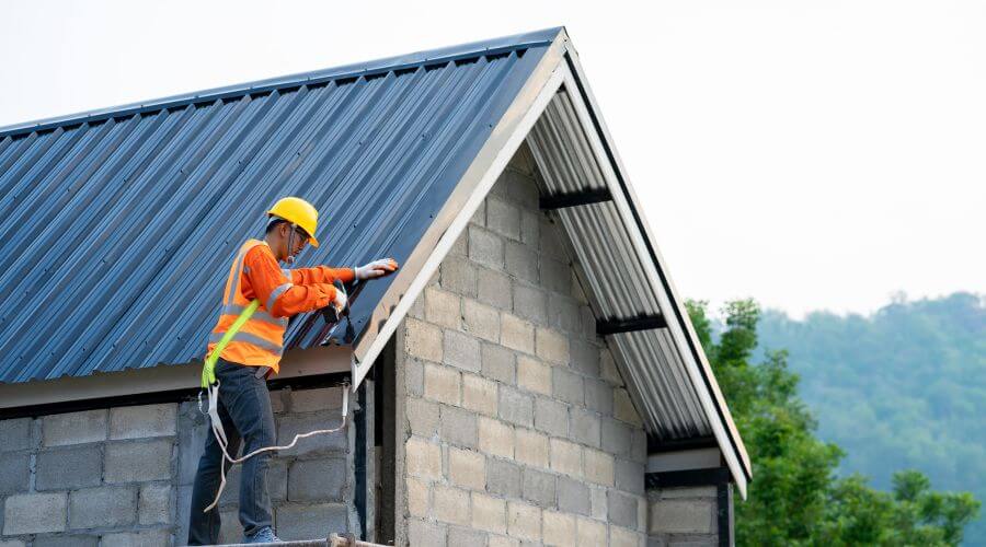 Professional Flat Roofing Installation in Alger, OH